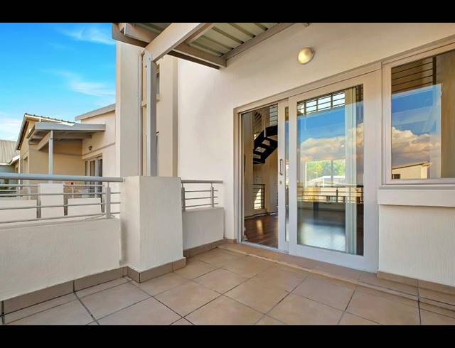 2 BEDROOM APARTMENT RENTED IN LONEHILL